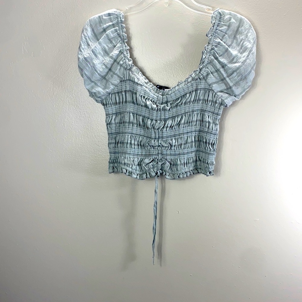 Forever 21 baby blue women’s crop top size large